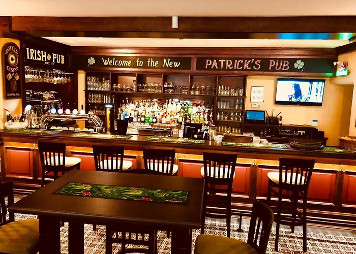 Patrick's Pub אורחן